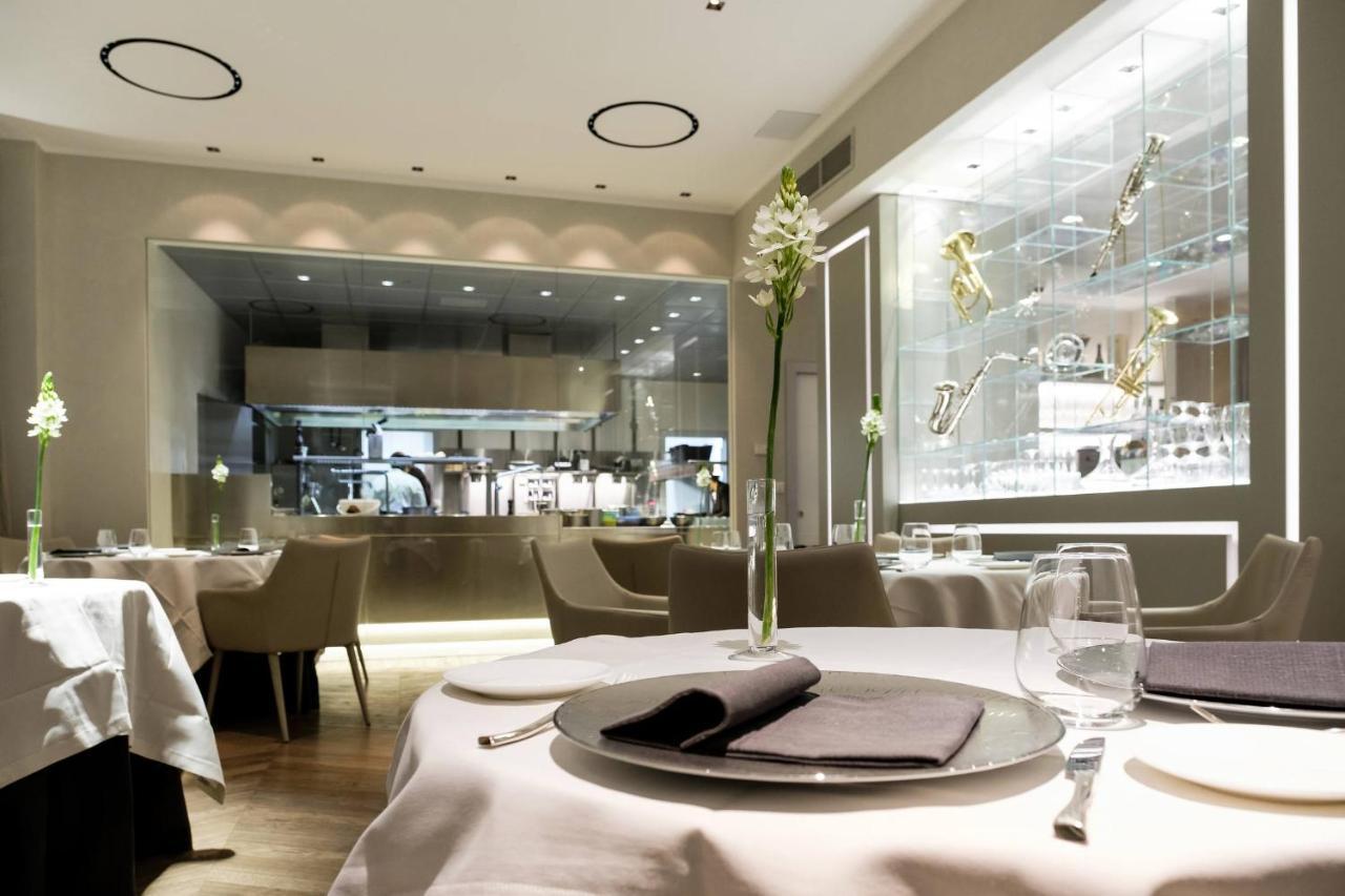 Hotel Repubblica 55 Biella Extérieur photo