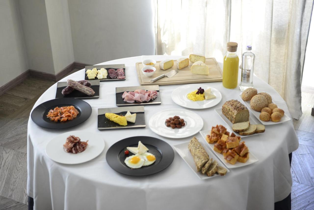 Hotel Repubblica 55 Biella Extérieur photo